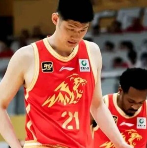 易倍体育官方网站-拒绝被横扫，胡金秋16投13中高效斩落全场最高的30分
