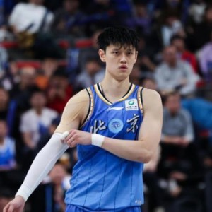 易倍体育官方入口-打广东就来劲，曾凡博三分球7投5中，23分全场最高